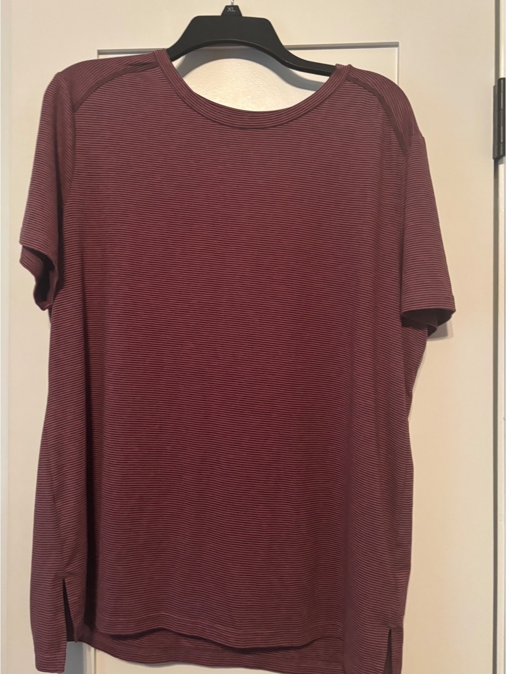 Skechers athletic top